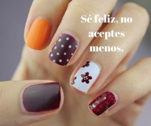 Las 25 mejores frases para las uñas | Frases 10.top